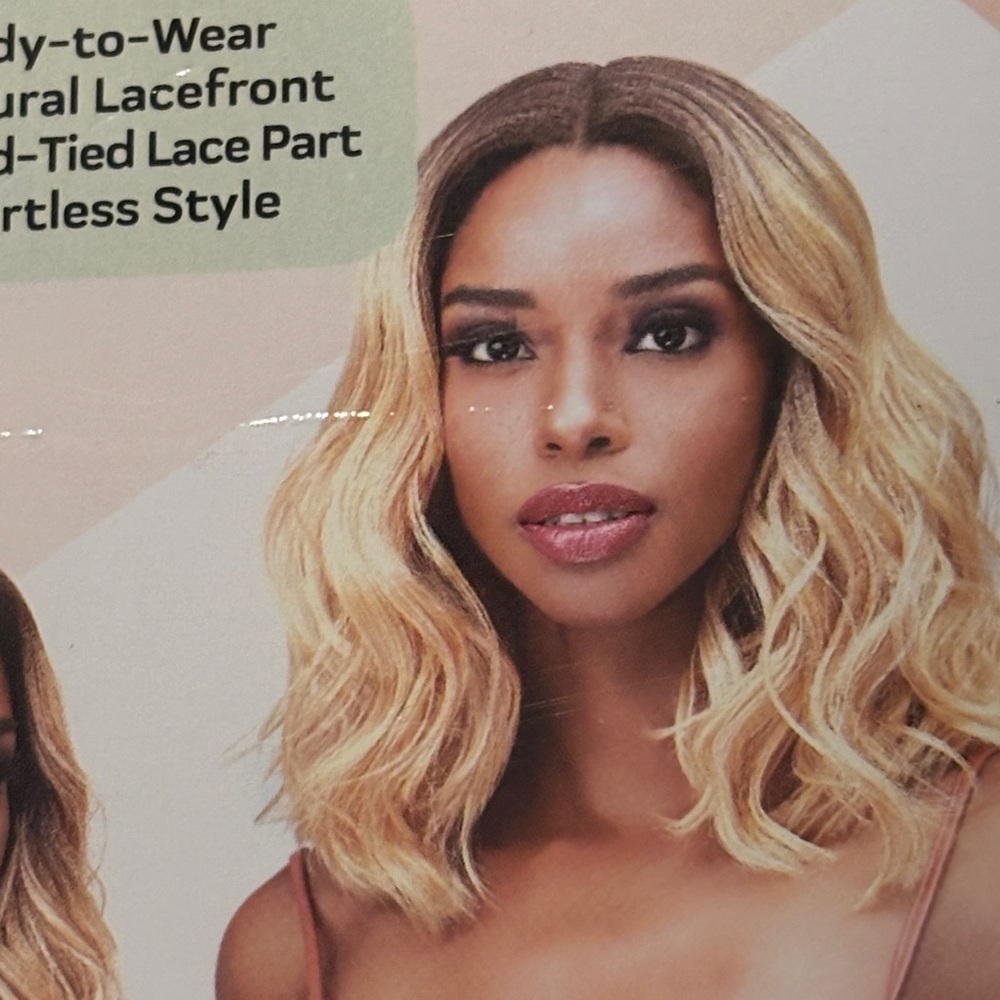 Bobbi Boss Natural Lacefront and Hand-Tied Lace Part Wig NWOT - Picture 3 of 17